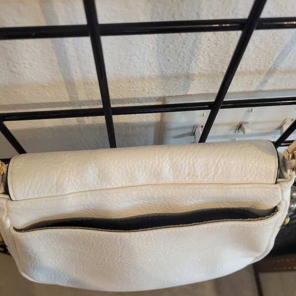 Juicy Couture Studded Moto Rocker Off White Crossbody Bag - Picture 7 of 10